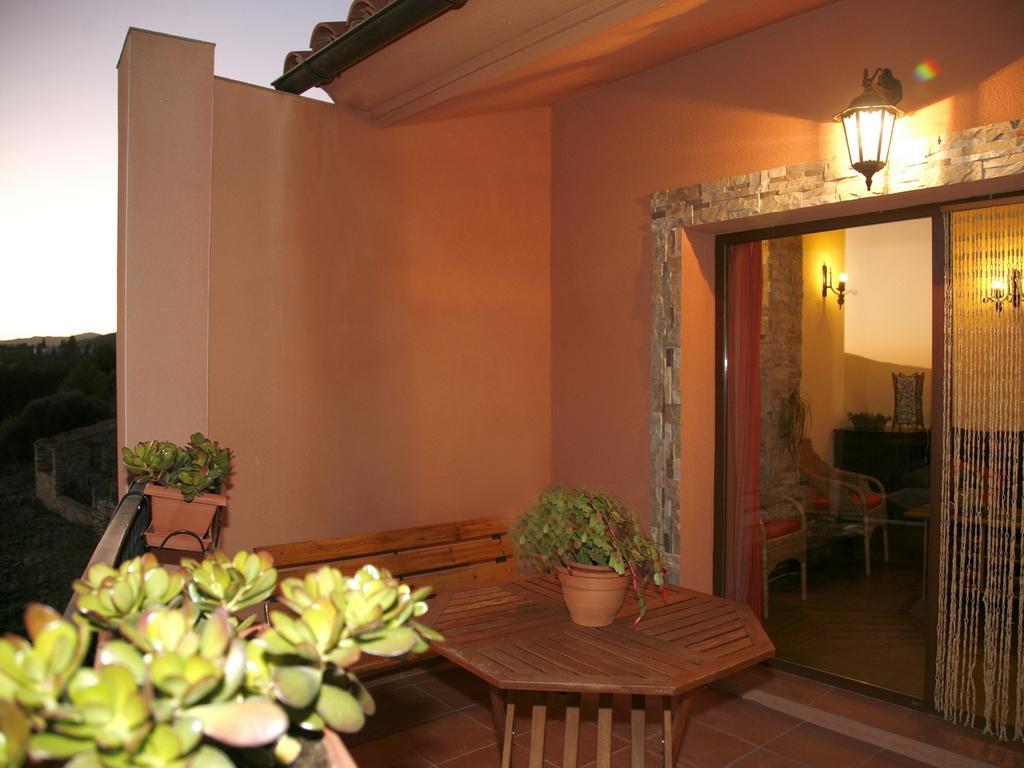 Casa Rural El Planet De Maella Casa Rural En Castellon Casa Rural Con Jacuzzi Casa Rural En Xert Casa Rural Cerca De Morella Chert Kamer foto